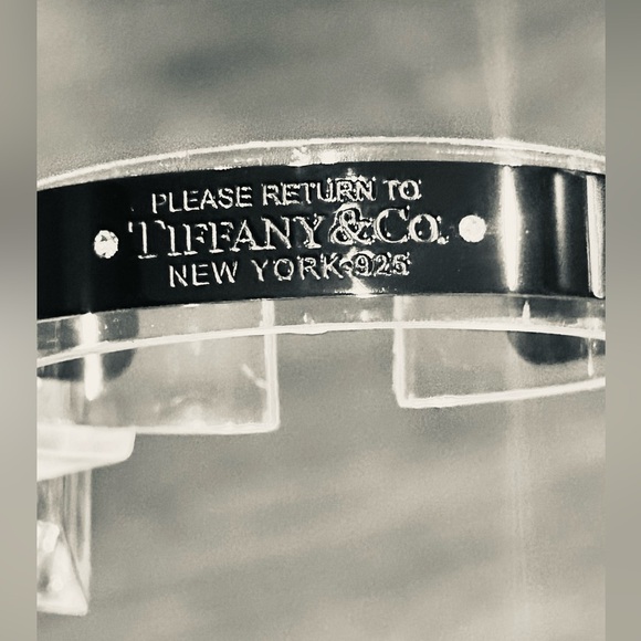 🖤BRACELET 🖤 - Picture 1 of 8